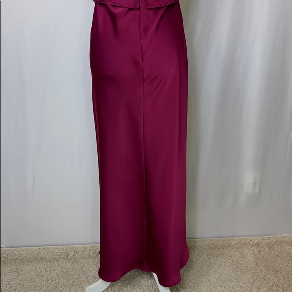 Petal & Pup Vienna Strapless Midi Dress Size Large Berry NWOT - Picture 13 of 16